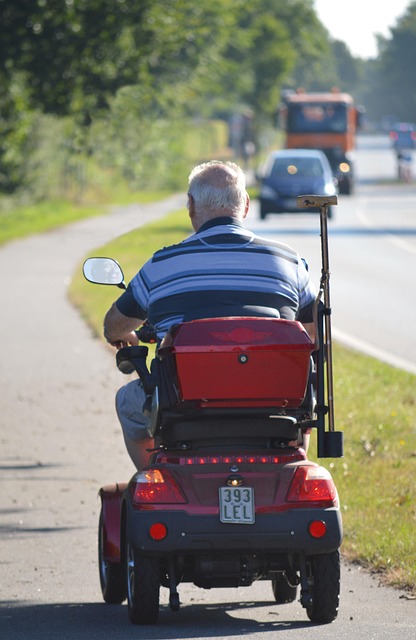 Voor wie is een scootmobiel met 3 wielen geschikt?